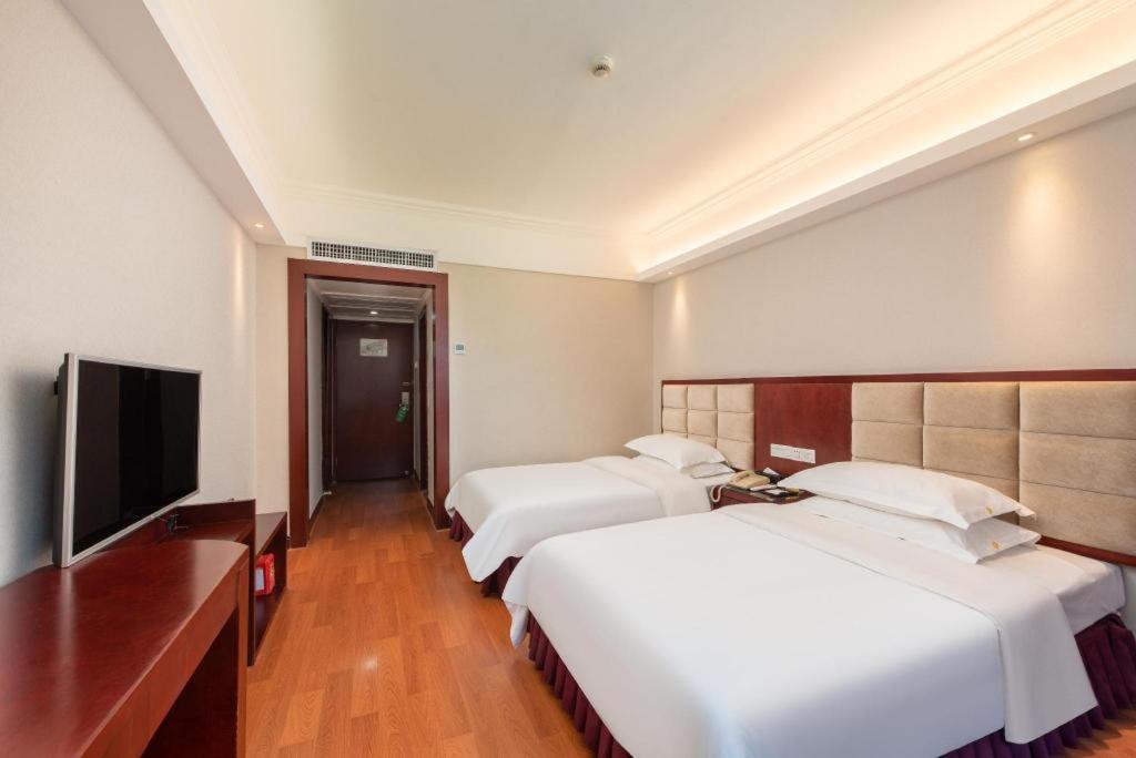 Overseas Chinese Hotel Zhuhai Exterior photo