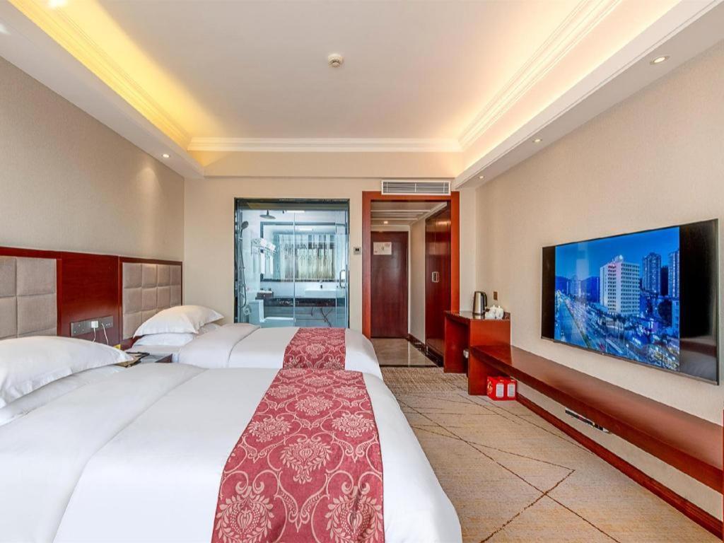 Overseas Chinese Hotel Zhuhai Exterior photo