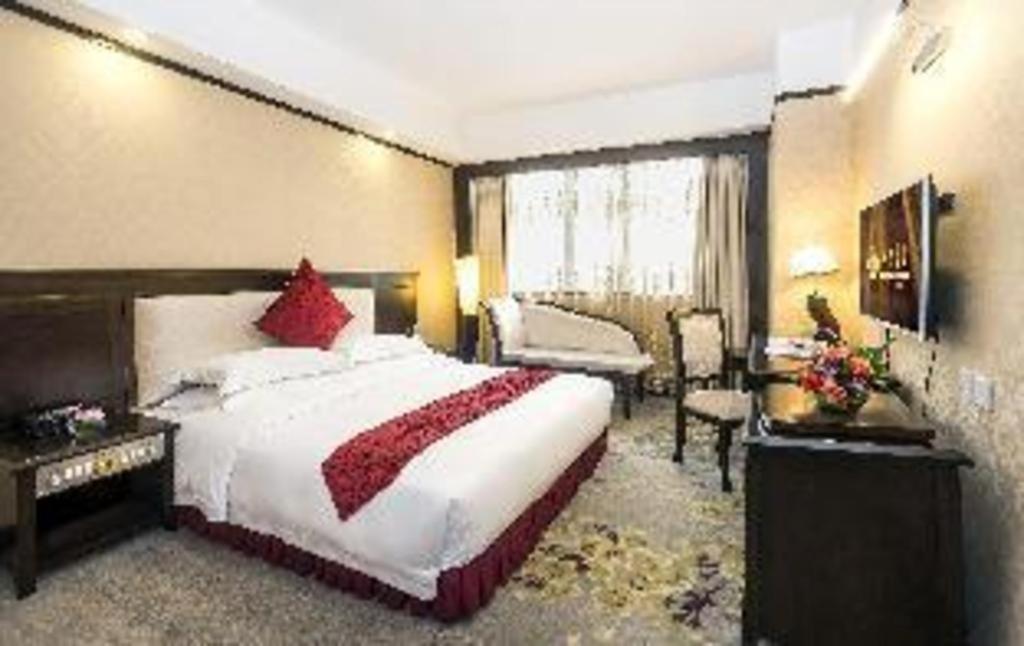 Overseas Chinese Hotel Zhuhai Exterior photo