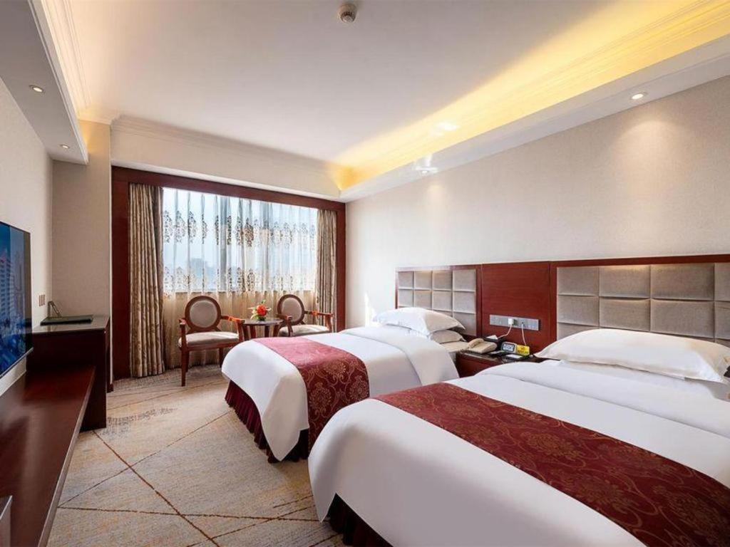 Overseas Chinese Hotel Zhuhai Exterior photo