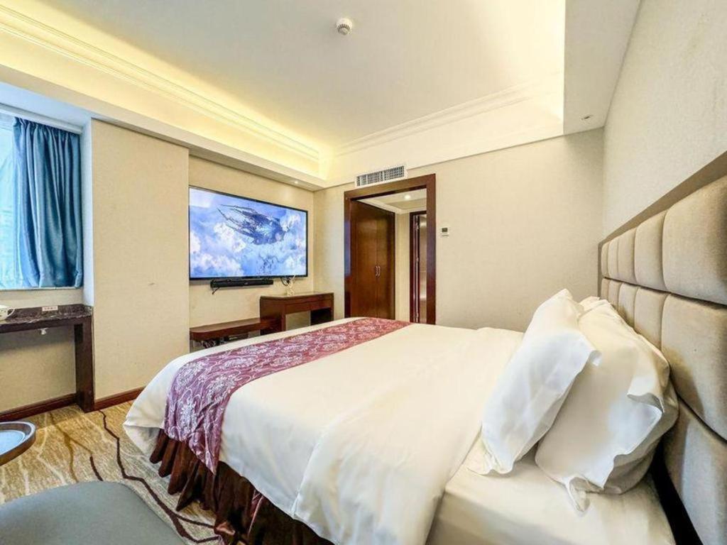Overseas Chinese Hotel Zhuhai Exterior photo