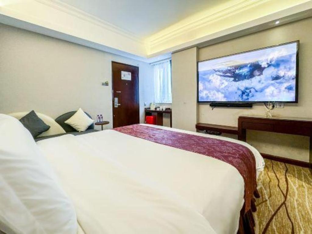 Overseas Chinese Hotel Zhuhai Exterior photo